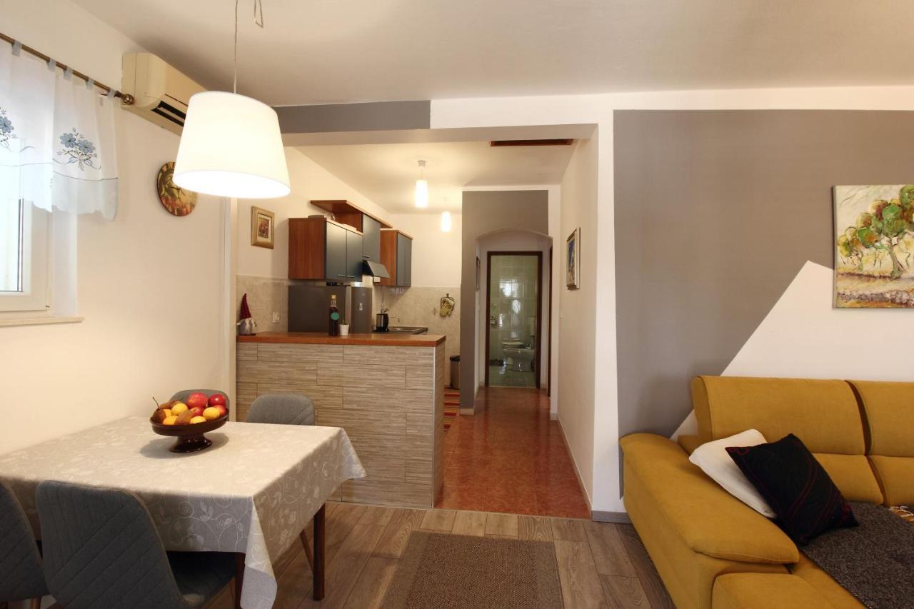 Apartment Marita Čilipi Екстериор снимка