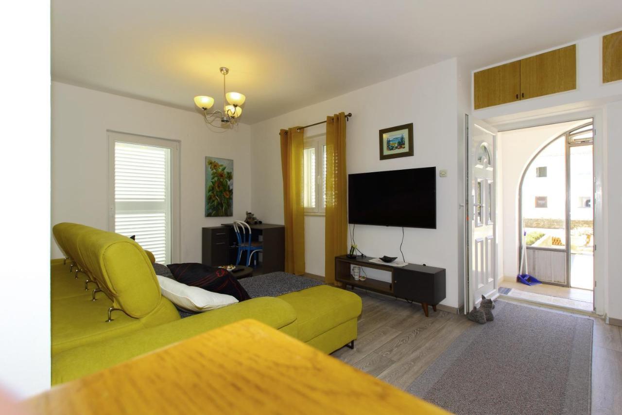 Apartment Marita Čilipi Екстериор снимка