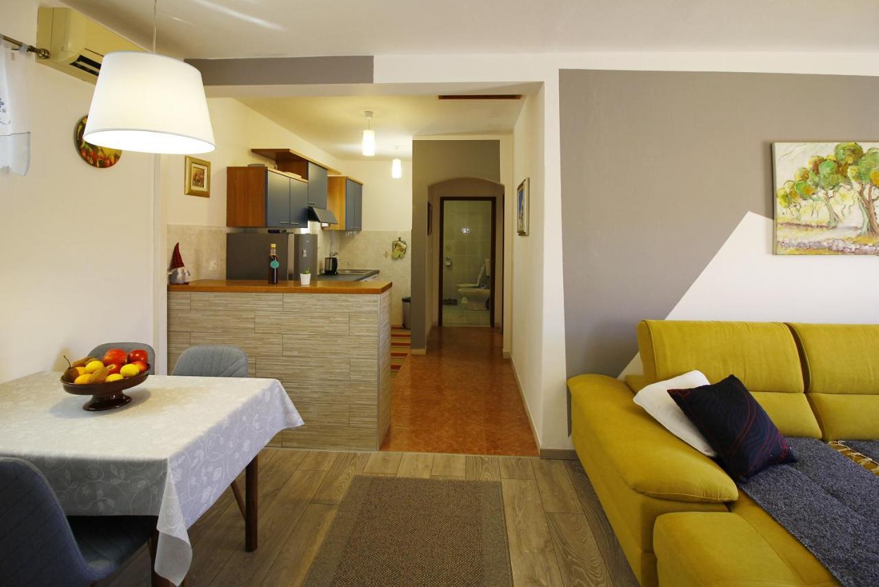 Apartment Marita Čilipi Екстериор снимка