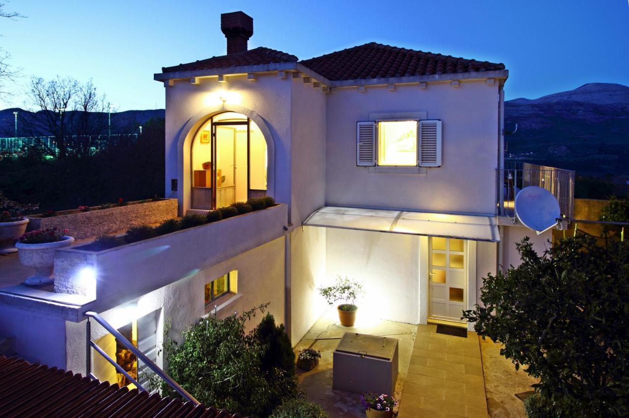 Apartment Marita Čilipi Екстериор снимка